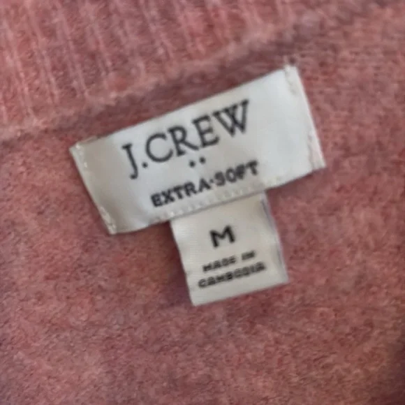 J. Crew Soft Pink Crew Neck wool blend Sweater - Picture 2 of 4
